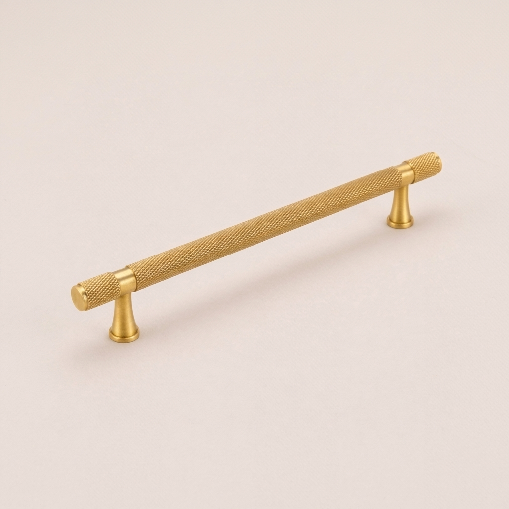 Aura Appliance Pull - Brass